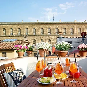  Apartment Great Location Just Infront Of Pitti Palace