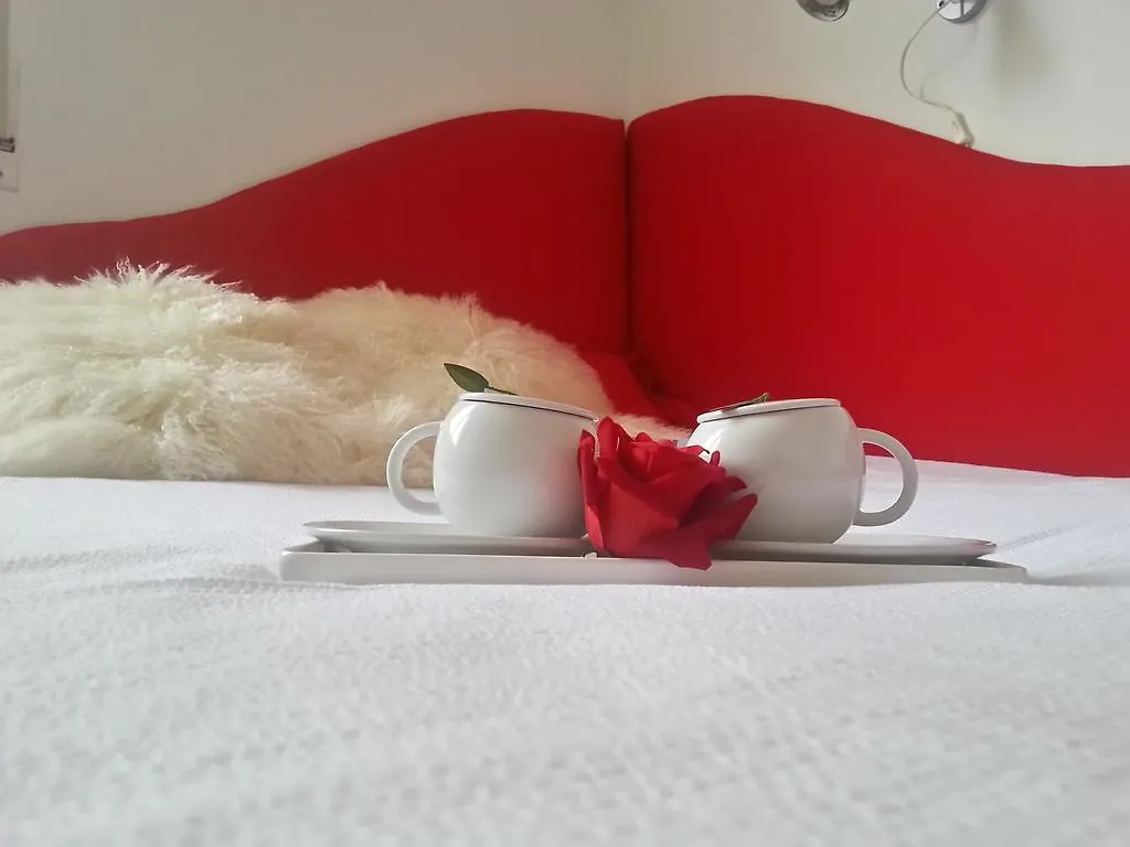Apartment Appartamento Lily Florence